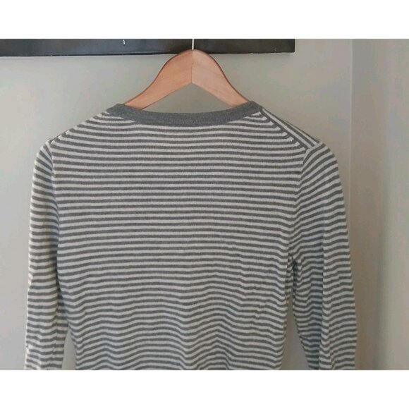 Garnet Hill 100% Wool Cardigan - Picture 9 of 10